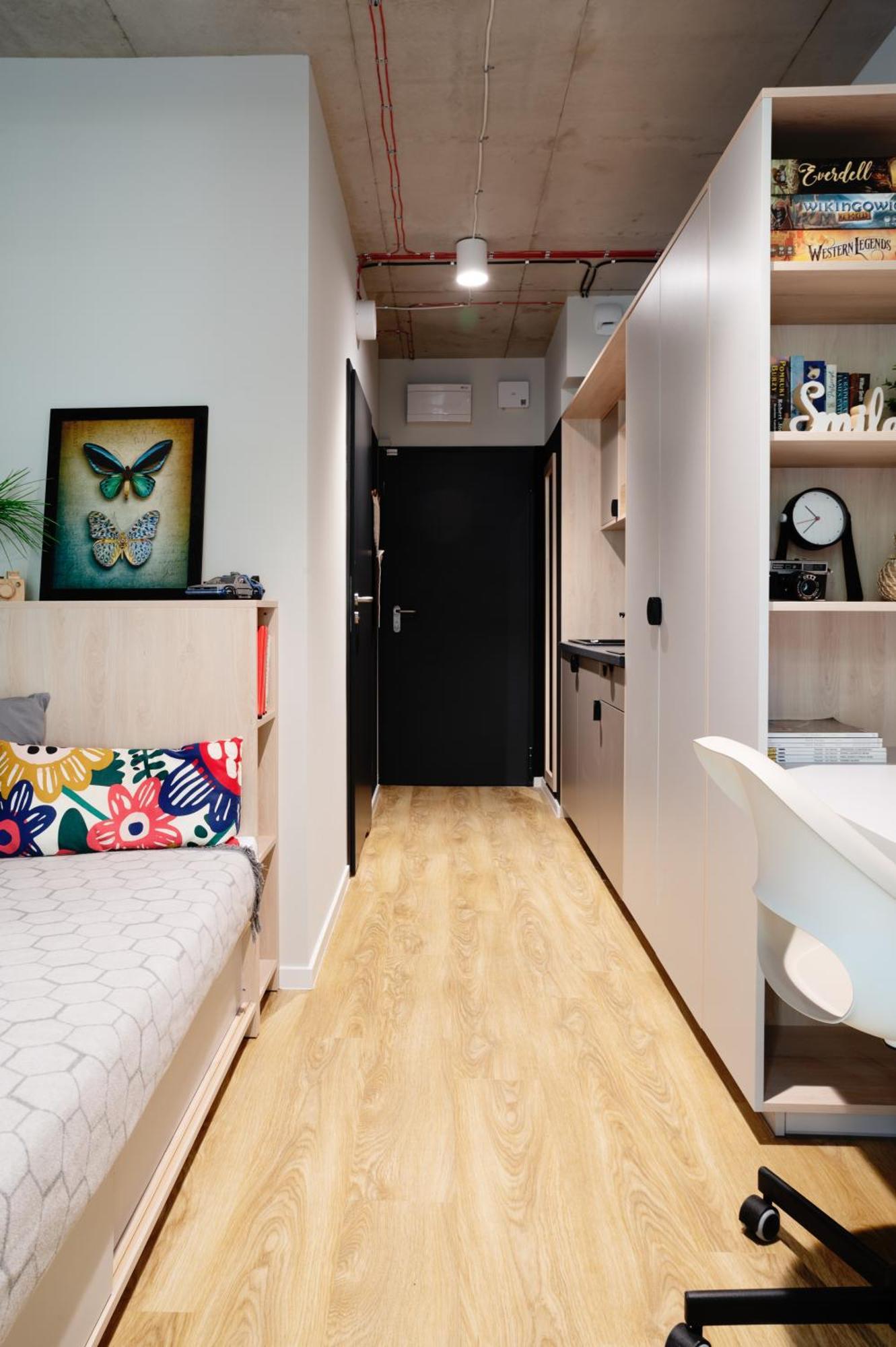 Chillout Dorm Warszawa Aparthotel Bagian luar foto
